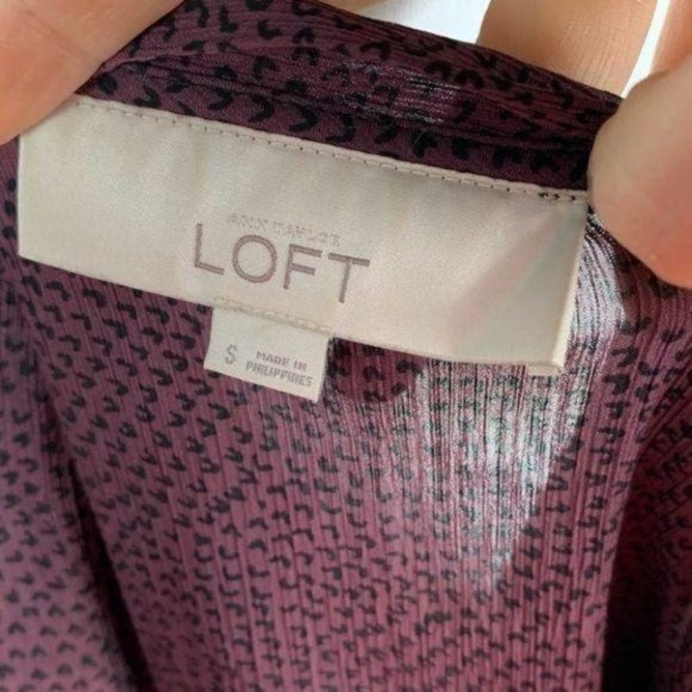 Ann Taylor loft top S pussy-bow half button blouse - Picture 6 of 8